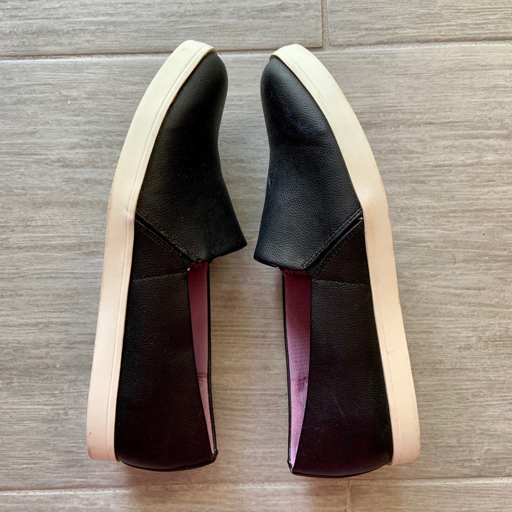 Dr. Scholl’s: Black Memory Foam Slip-ons - Picture 5 of 6